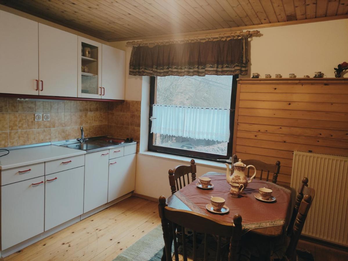 Alp House Hotell Bohinjska Bela Eksteriør bilde