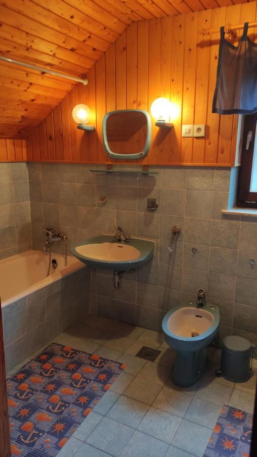 Alp House Hotell Bohinjska Bela Eksteriør bilde